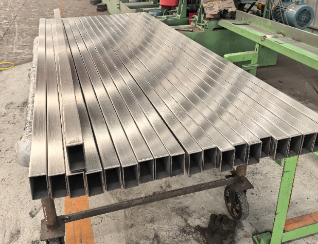 云阳方管 矩形管 无缝方管生产厂家