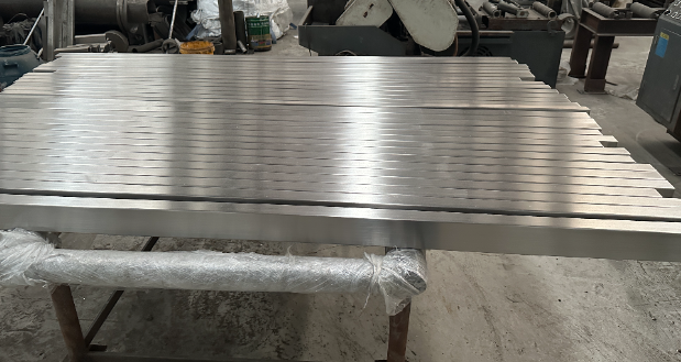 云阳不锈钢无缝方管 